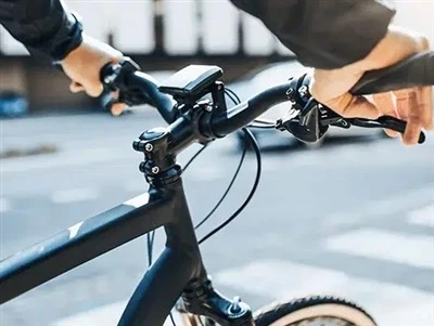 इलेक्ट्रिक साइकिलों की उत्पादन लागत की गणना कैसे की जाती है?